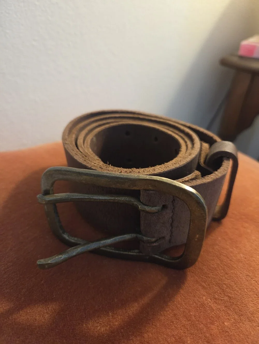 Vintage Aeropostale men’s distressed leather belt Size M/L